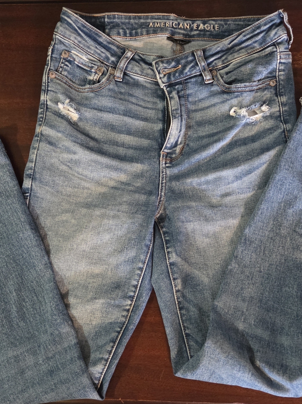 American Eagle Outfitters Women’s Blue Distressed Jeggings EUC SIZE 10